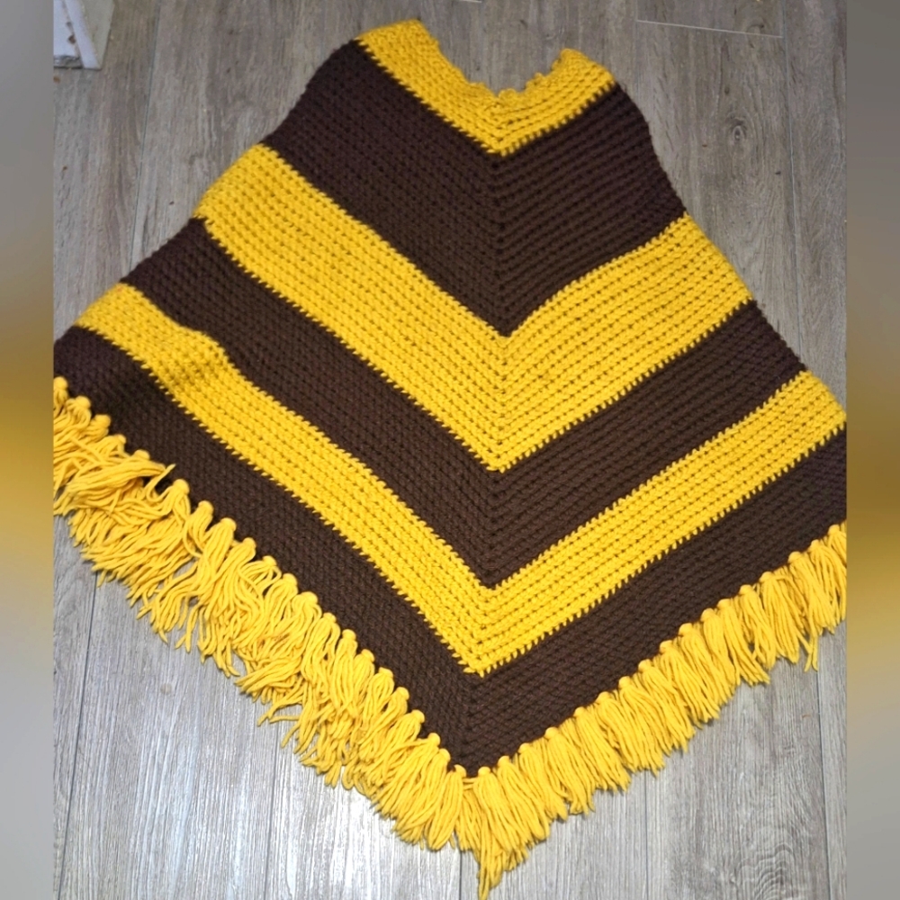 Vintage Knit Poncho BoHo Hippie Brown Dark Yellow Tassels